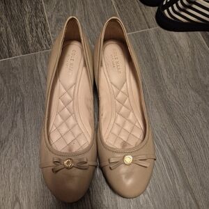 Cole Haan Women's Tali Nude Beige Bow Wedges Flats 8.5